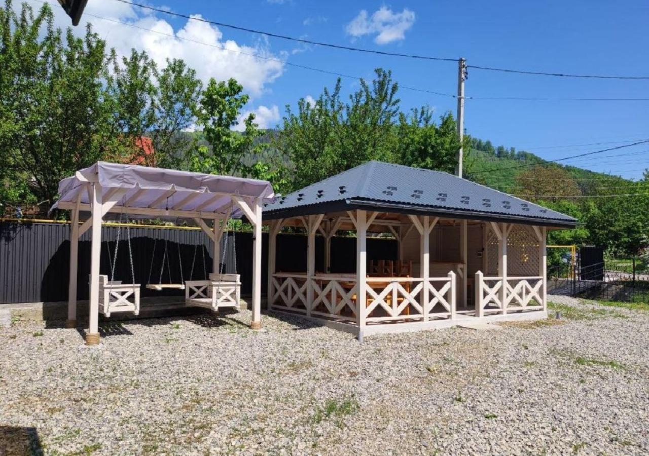 Margo Yaremche Exterior foto